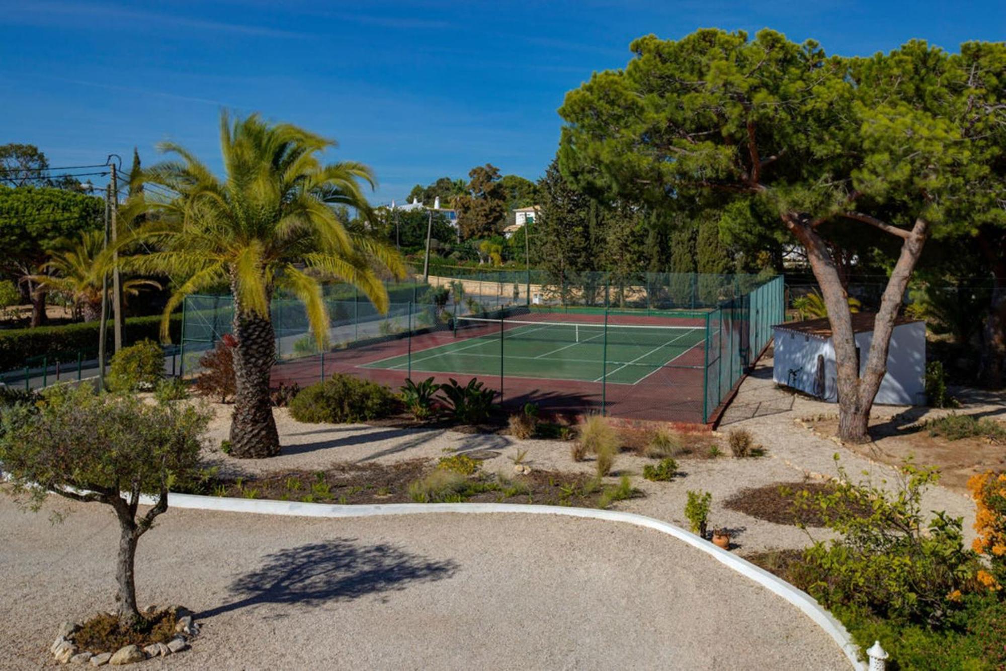 Villa Barlavento - Stunning 4-Bedroom Villa With Tennis Court Carvoeiro  Luaran gambar
